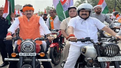 Delhi Traffic Police cut Manoj Tiwari's challan, was driving a ...