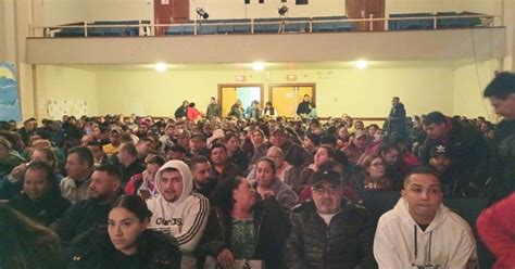 Drivers license forum draws huge crowd to Central Falls High | News ...