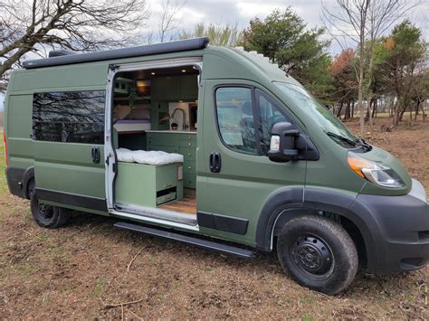 Off-Grid Van 的图像结果