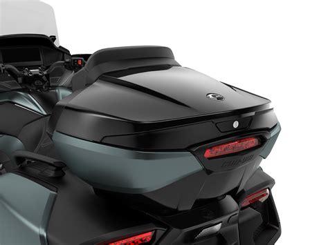 2025 Can-Am Spyder RT - 3-wheel touring motorcycle