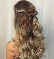 Half Up Half Curly Hairstyles by 50 Half Up Half Hairstyles For Everyday And Looks Half Up Half Curly Hairstyles