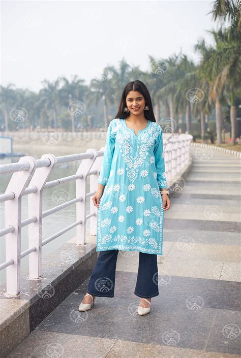 Buy Best Modal Komal Lucknowi Chikan Kurta Online In India – Lucknowi ...