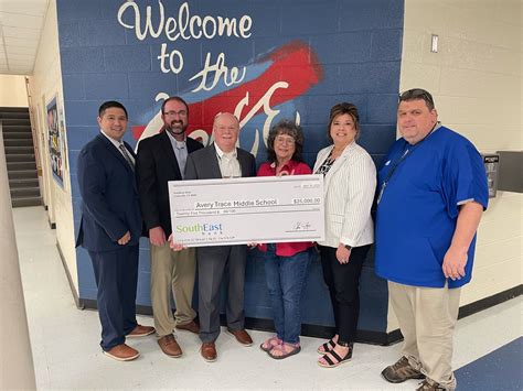 SouthEast Bank Donates $36,000 Toward Putnam County School Facilities ...