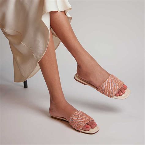 Blush Thread Sequin Flat – The CAI Store