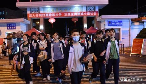 毛坦厂中学上海复读班已被叫停，招生公司无教育资质|界面新闻