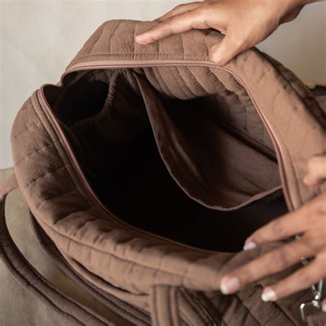 Espresso Crinkle Duffle Bag – akiiko