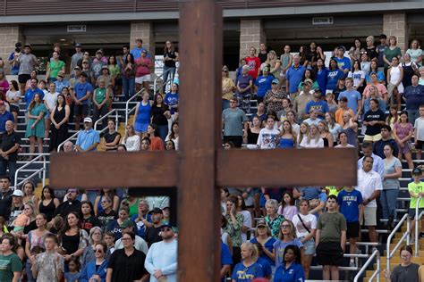 Texas flooding victims remembered by families and communities