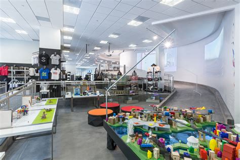 Local Motors Logo 的图像结果