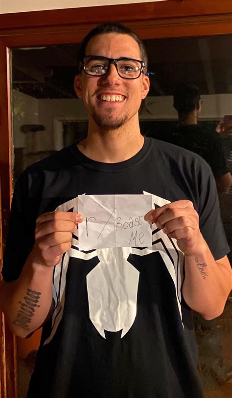 My first time doing this .. please make me laugh and cry … : r/RoastMe