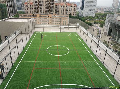 惠州某楼顶五人制足球场|深圳市绿园人造草坪有限公司
