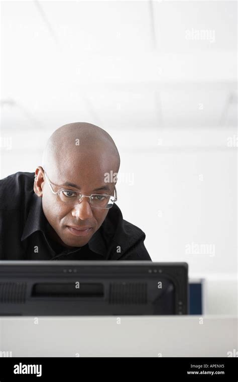 Working Office Computer 的图像结果