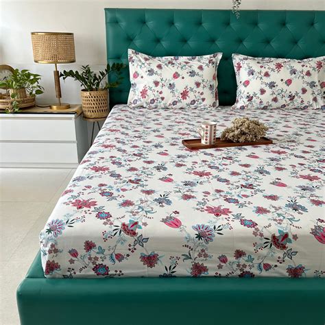 Kid's Room: Vibrant Single Bedsheets