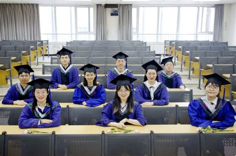 2020届本科生毕业照-西安交通大学医学部