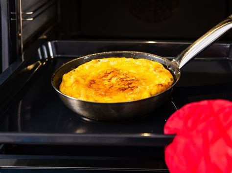 Three Cheese Frittata with Baby Spinach and Mushrooms | Bosch Home ...