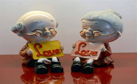 Buy Store2508 ® Latku Romantic Love Old Couple Polyresin Hanging Legs ...