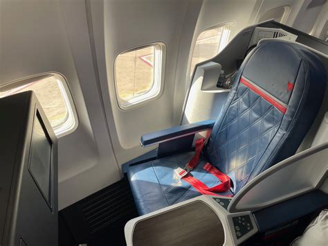 Delta Boeing 757 200 First Class Review: Delta Comfort+ (757 200), San