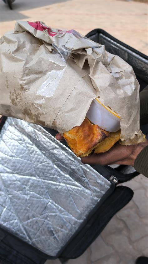 Zomato refunding 6 rupees for 200 rupees worth of spoiled food : r/india