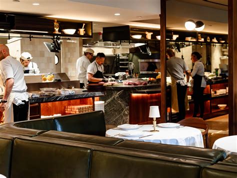 Hollywood glam and regional Italian go hand-in-hand at Stella - Review ...