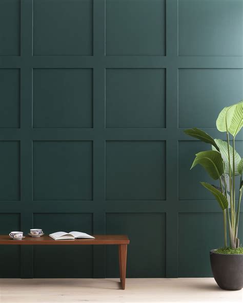 Hunter Green 2041-10 | Benjamin Moore | Green paint colors, Benjamin ...