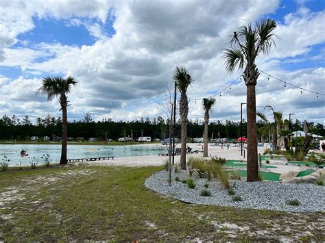 Island Oaks RV Resort Pool: Pictures & Reviews - Tripadvisor