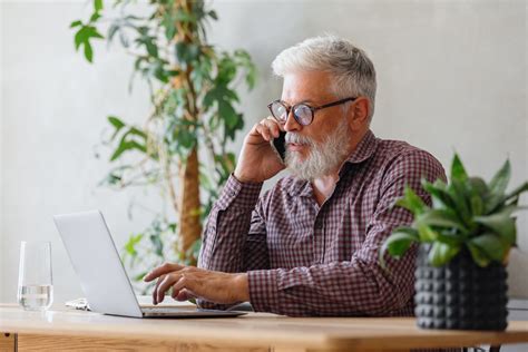 Audiology Hub for Hearing Professionals | Phonak