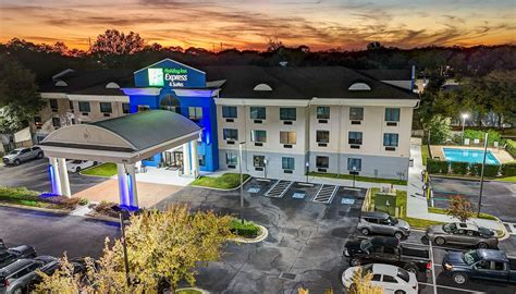 HOLIDAY INN EXPRESS & SUITES JACKSONVILLE - ATLANTIC BEACH BY IHG ...