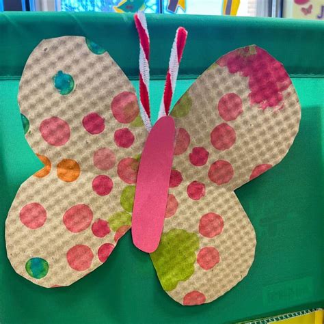 Easy Butterfly Craft Easy Flapping Paper Butterfly Preschool Craft