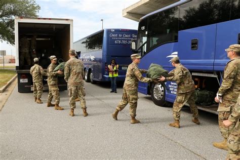 First group of newly-trained Soldiers departs Fort Benning amid ...
