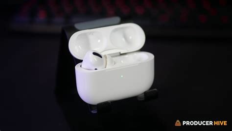 AirPods Or AirPods Pro Sound Muffled? (2 Easy Fixes)
