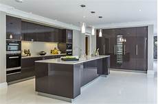 Modern Gloss Kitchen by Contemporary Minimal High Gloss Kitchen Design In Modern Gloss Kitchen