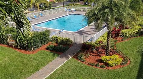 BUDGET INN (Pompano Beach) - 2025 Motel Reviews, Photos, Rate ...