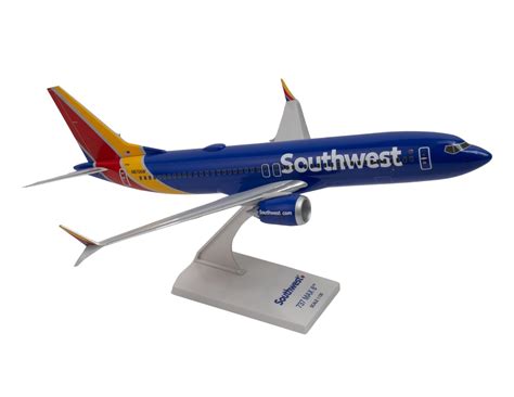 Daron Worldwide Trading Skymarks Southwest 737-Max 8 1/130 W/Wifi Dome ...