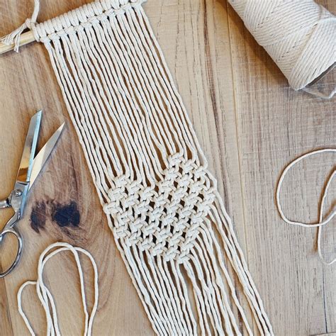 Rezultat imagine pentru Macrame Heart Pattern