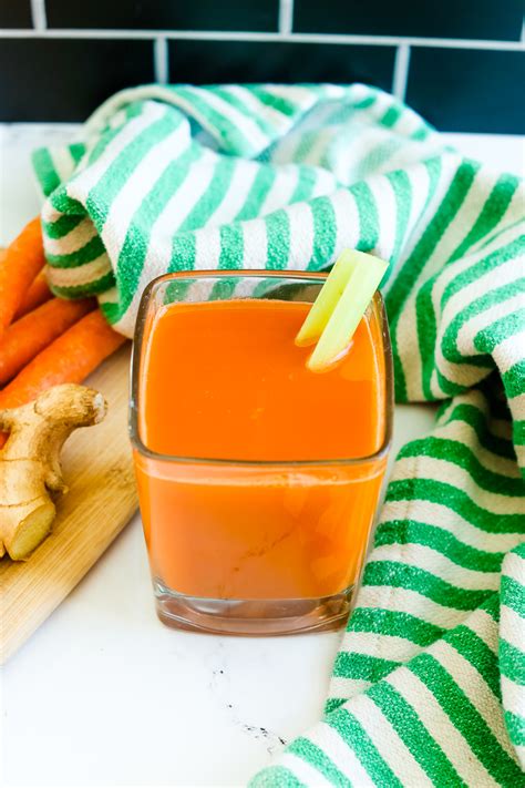 Carrot Ginger Juice Recipe - Happy Healthy Mama