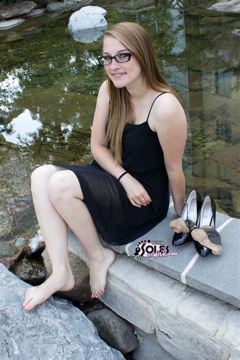Wu's Feet Links - Olivia's Back to Business