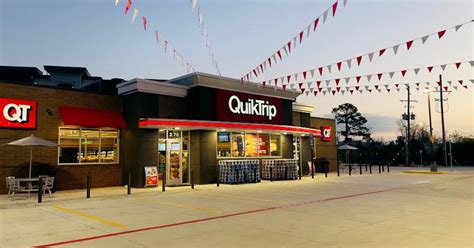 QuikTrip Opens New Location in Houston Suburb