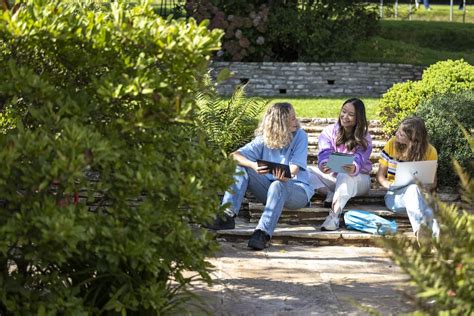 King's InterHigh becomes a Cambridge-accredited online school ...