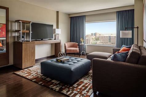Arista Travel Presentation - Review of Hyatt Regency Aurora - Denver ...