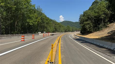 I-40 partially reopens after flooding, rockslide in Cocke County | wbir.com