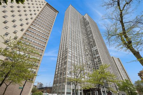 655 W Irving Park Rd #2102, Chicago, IL 60613 - See Est. Value, Schools ...