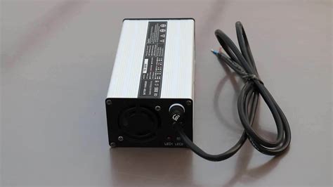 Factory Automatic Battery Floating Charging Agm Battery Charger 12v ...