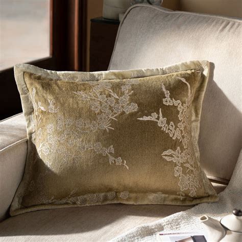 Elegant Cushion Covers Online – Shop Now | maspar