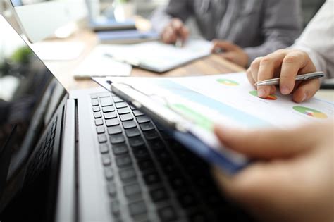 Computer Retaling Business 的图像结果