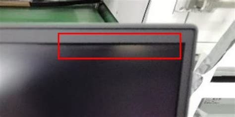 Troubleshooting Light Leakage or Bleeding on a Dell Laptop LCD Screen ...