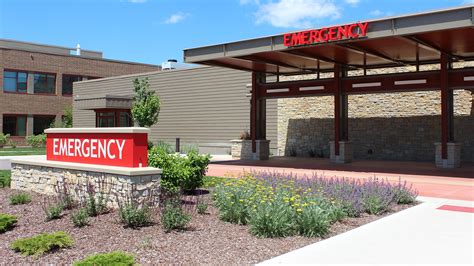 Sauk Prairie Memorial Hospital & Clinics | Site Planning & Landscape ...