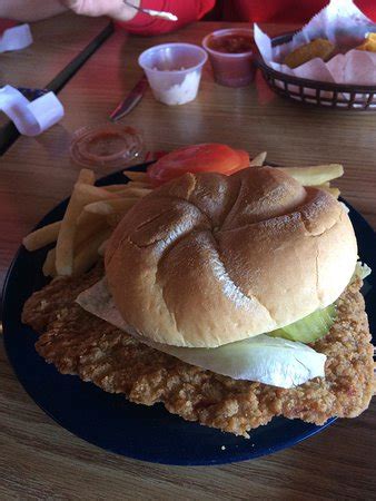 HIAWATHA'S FIRST STREET BAR AND GRILL - Restaurant Reviews, Phone ...