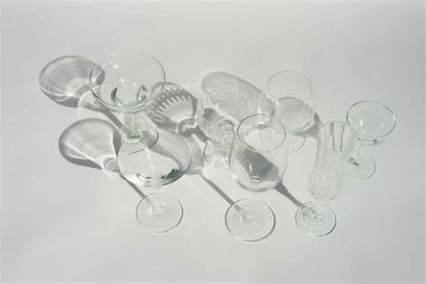 The Psychology of Drinking: How Glassware Influences Perception and En ...