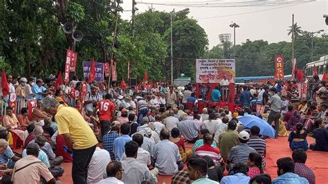 Bengal: 15 Left, Other Parties Stage Dharna Against Price Hike ...