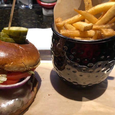BAR LOUIE - ORLANDO GATEWAY - Menu, Prices & Restaurant Reviews ...