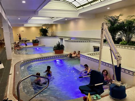 How To Create A Relaxing Bathhouse